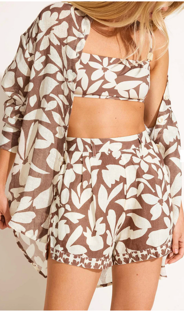 Getaway Short in Desert Flower