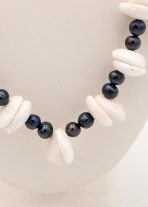 Black Pearl and Large Puka Shell Lei Necklace