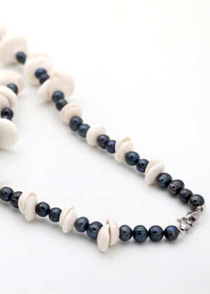 Black Pearl and Large Puka Shell Lei Necklace