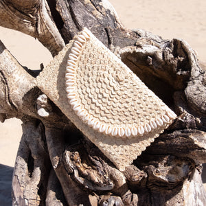 Straw Clutch - Off White with Cowrie Shell Trim