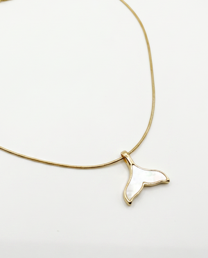 Whale Tail with Mother of Pearl Pendant Choker Necklace