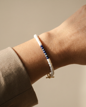 Puka Shells and Sodalite Stone Bead Bracelet