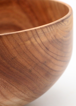 Hawaiian Koa Wood Bowl #1075 - Medium - Close-Up