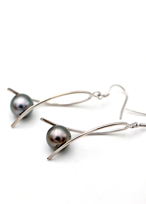 Tahitian Pearl Suspended Dangle Earring