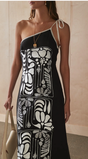 夏の花のペトラ マキシドレス