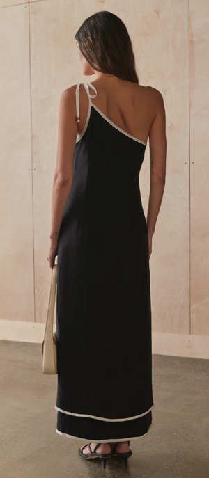 夏の花のペトラ マキシドレス