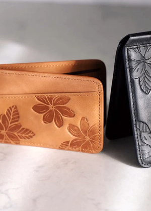 Magnetic Wallet Stand - Pikake Brown