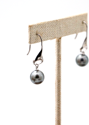 Tahitian Pearl with WHALE TALE Earrings