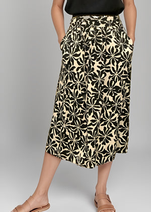 Tuahine Midi Skirt in Aloha Black