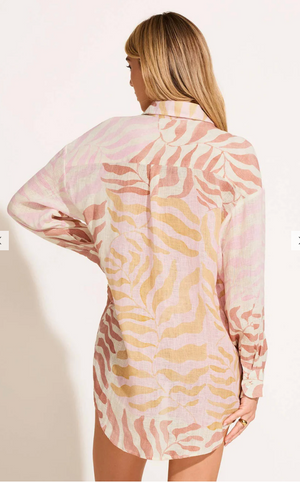 Playa Boyfriend Shirt in Gold Coast