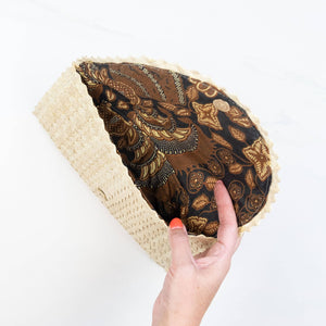 Straw Clutch - Off White with Cowrie Shell Trim